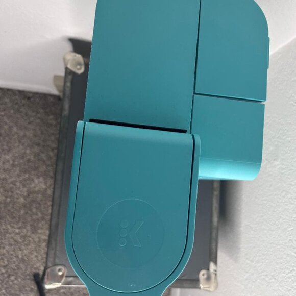 Keurig K25 Single Cup Coffee Maker in Tropical Blue - Picture 6 of 6